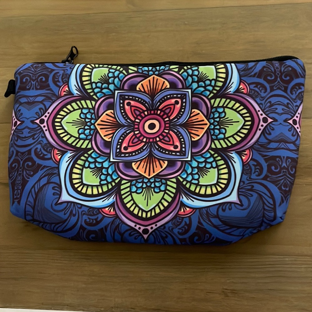 Gorgeous colors fabric makeup bag with zipper closure NEW